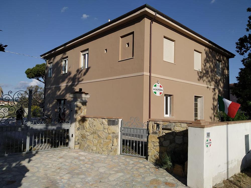 Hotel La California Marina Di Bibbona Zewnętrze zdjęcie