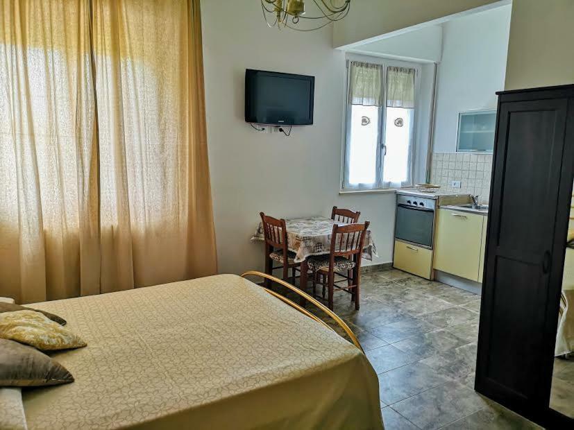 Hotel La California Marina Di Bibbona Zewnętrze zdjęcie